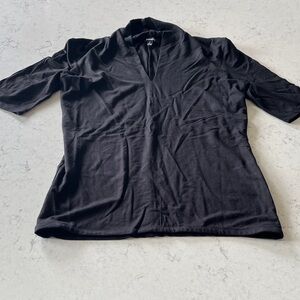 Premise Black V-Neck Short Sleeve Top size Small